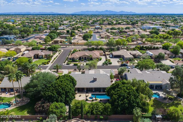 8216 W BRIDEN Lane, Peoria, AZ 85383