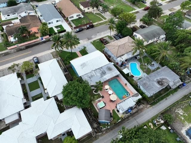 1913 Thomas Street, Hollywood, FL 33020