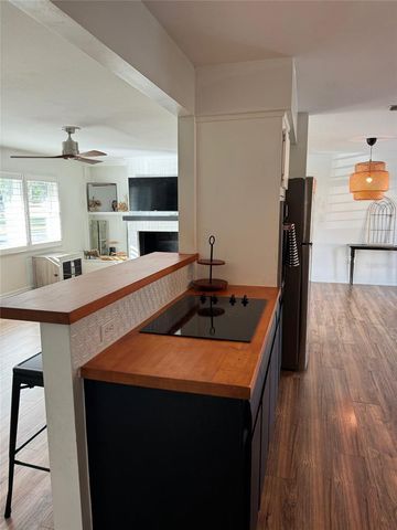 314 BELLE AYRE DRIVE, Mount Dora, FL 32757