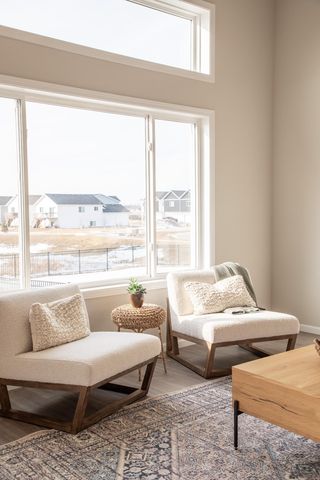 213 Lionheart Drive, Horace, ND 58047