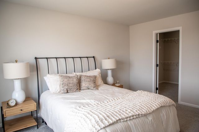 213 Lionheart Drive, Horace, ND 58047