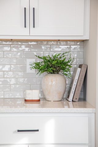 213 Lionheart Drive, Horace, ND 58047