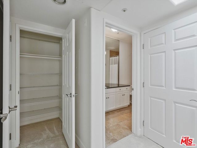 937 12th Street 308, Santa Monica, CA 90403