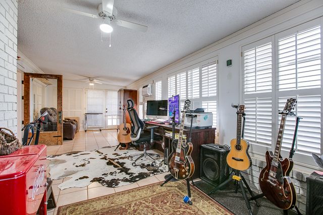 3302 Sierra Court, San Angelo, TX 76904