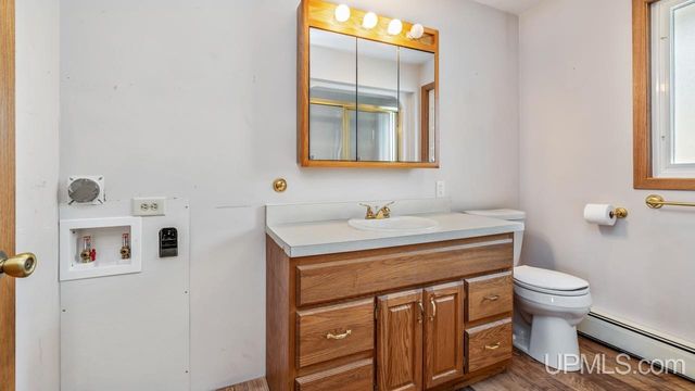 1020 S 18th Street, Escanaba, MI 49829