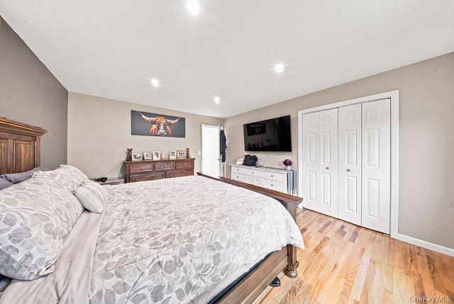 2397 Union Boulevard 7A, Islip, NY 11751