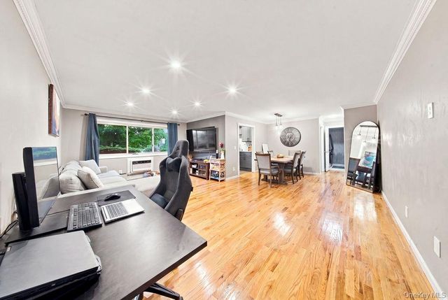 2397 Union Boulevard 7A, Islip, NY 11751