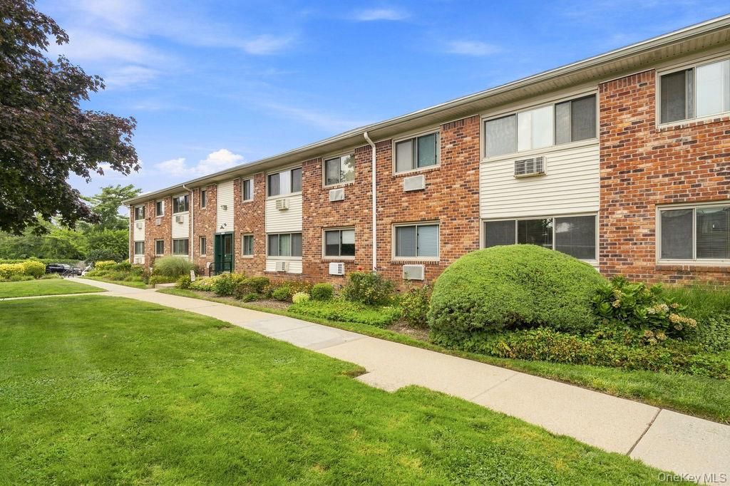 2397 Union Boulevard 7A, Islip, NY 11751 — photo 3
