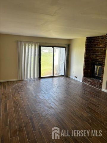 181 Hampshire Court, Piscataway, NJ 08854