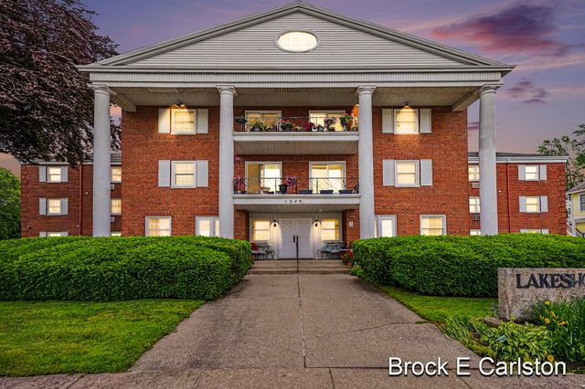 1249 Lakeshore Drive 339, Muskegon, MI 49441