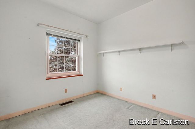 1249 Lakeshore Drive 339, Muskegon, MI 49441