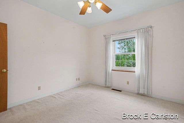 1249 Lakeshore Drive 339, Muskegon, MI 49441