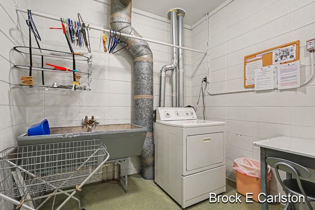 1249 Lakeshore Drive 339, Muskegon, MI 49441
