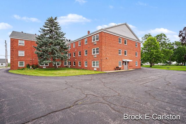 1249 Lakeshore Drive 339, Muskegon, MI 49441