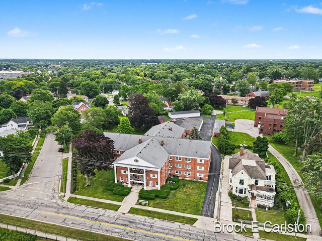 1249 Lakeshore Drive 339, Muskegon, MI 49441