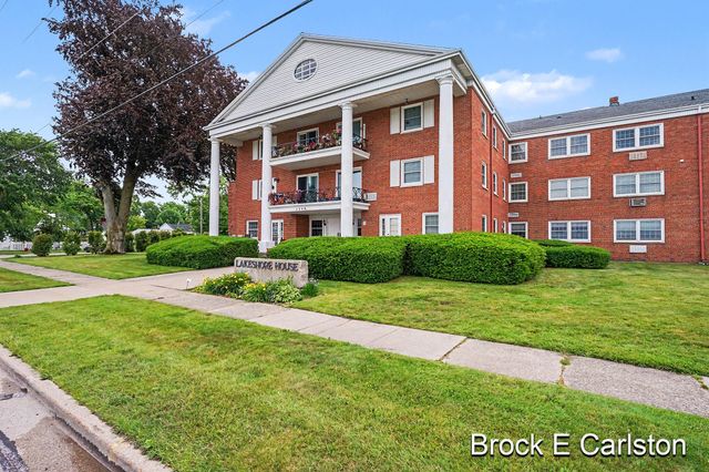 1249 Lakeshore Drive 339, Muskegon, MI 49441