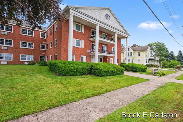 1249 Lakeshore Drive 339, Muskegon, MI 49441