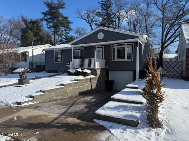 74 Nassau Avenue, Schenectady, NY 12304