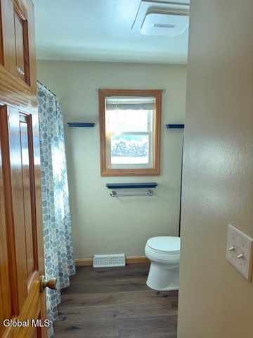 74 Nassau Avenue, Schenectady, NY 12304