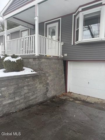 74 Nassau Avenue, Schenectady, NY 12304