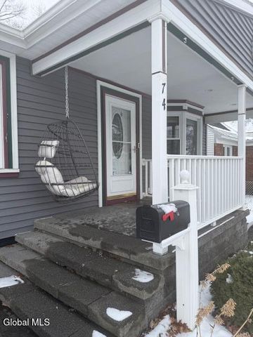 74 Nassau Avenue, Schenectady, NY 12304