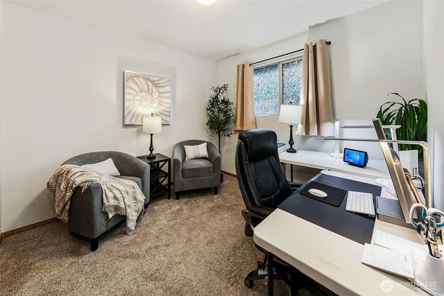 5723 208th Street SW, Lynnwood, WA 98036