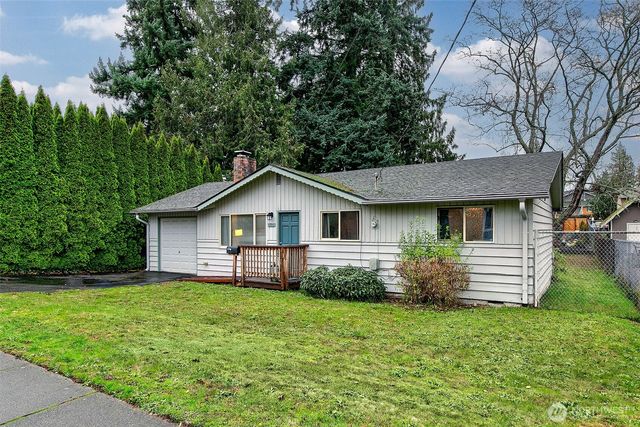 5723 208th Street SW, Lynnwood, WA 98036