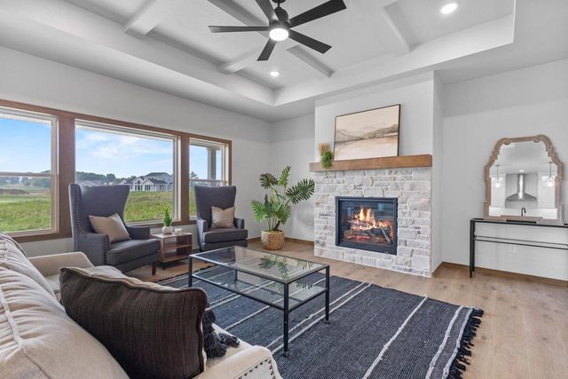 248 KERRIGAN DRIVE, Wrightstown, WI 54180