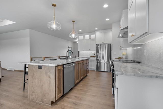 248 KERRIGAN DRIVE, Wrightstown, WI 54180
