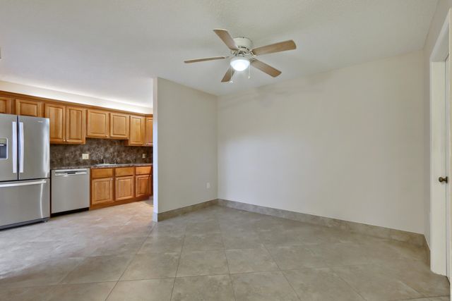 3343 Meridian Way N Unit D, Palm Beach Gardens, FL 33410