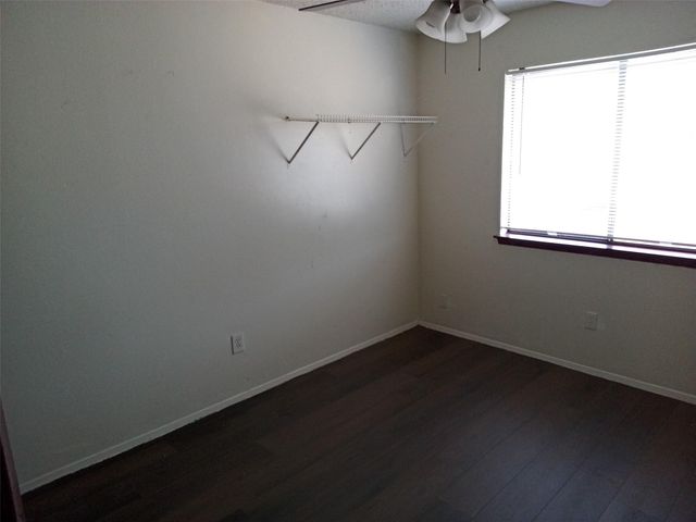 1400 W Braker LN A, Austin, TX 78758