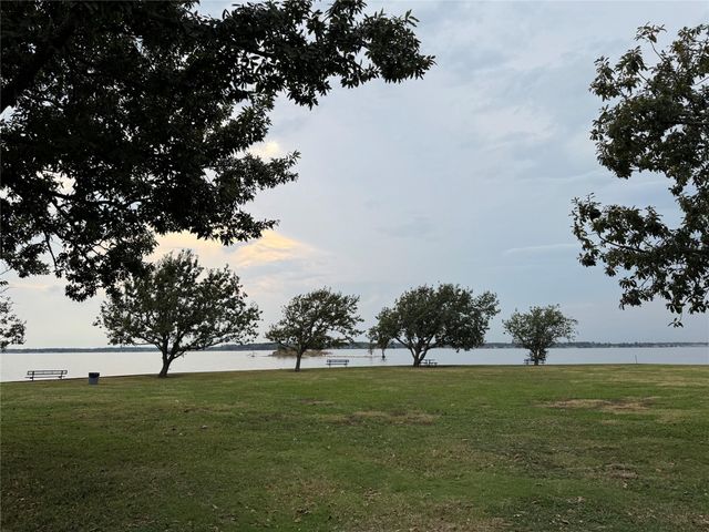 6987 Pleasure Lake Drive, Willis, TX 77318