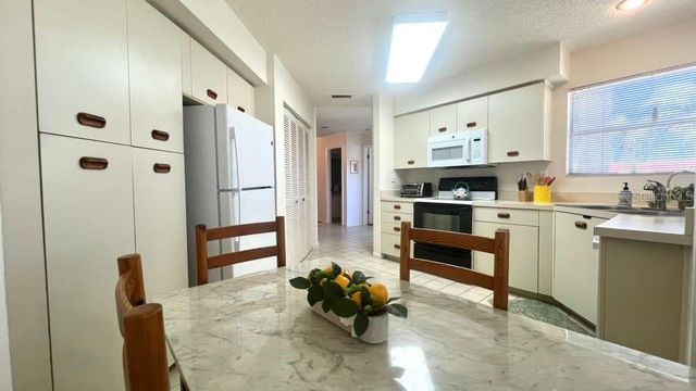 6047 BAHIA DEL MAR BOULEVARD 266, St Petersburg, FL 33715