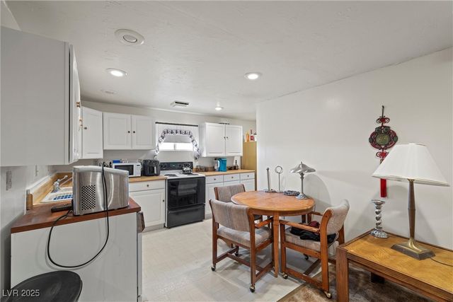 1160 Huracan Street, Pahrump, NV 89048