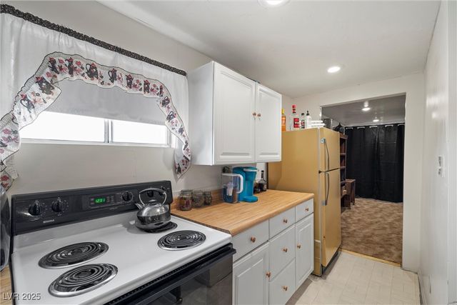 1160 Huracan Street, Pahrump, NV 89048