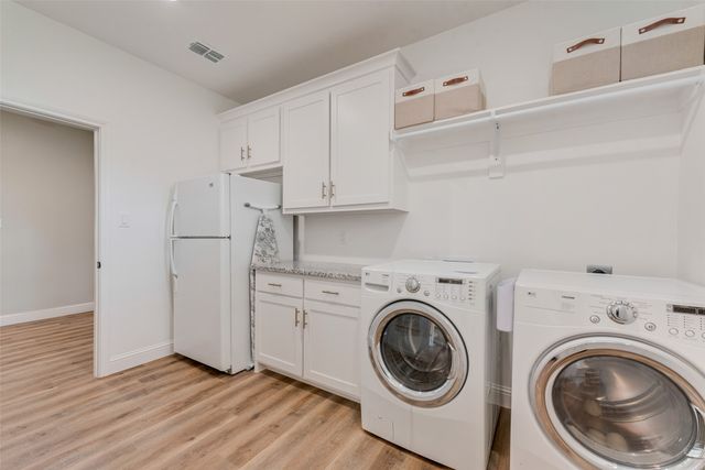 1044 Encino Court, Wills Point, TX 75169