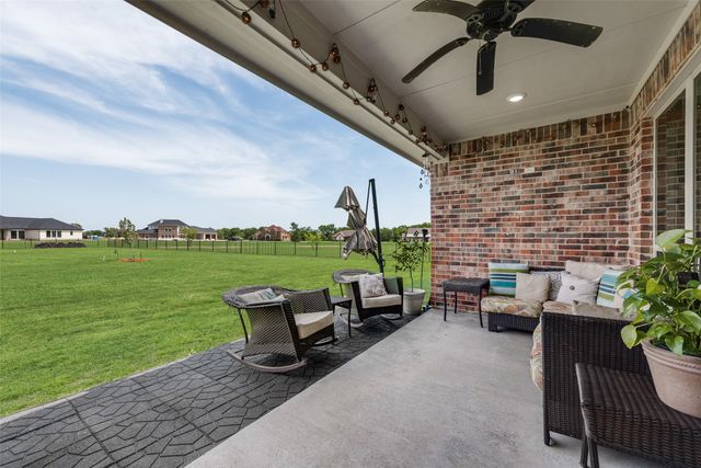 1044 Encino Court, Wills Point, TX 75169