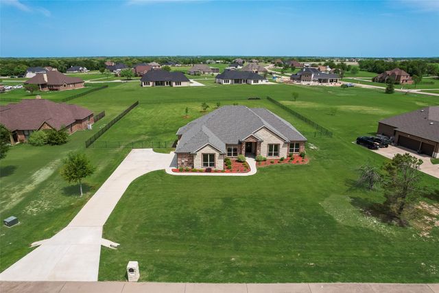 1044 Encino Court, Wills Point, TX 75169
