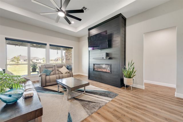 1044 Encino Court, Wills Point, TX 75169