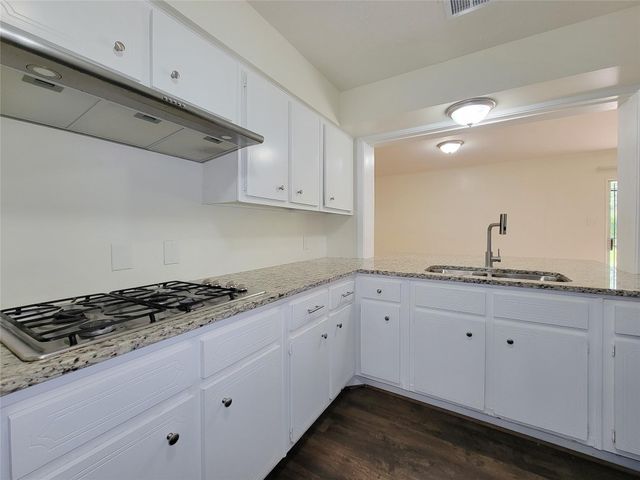 7426 Navasota Street, Houston, TX 77016