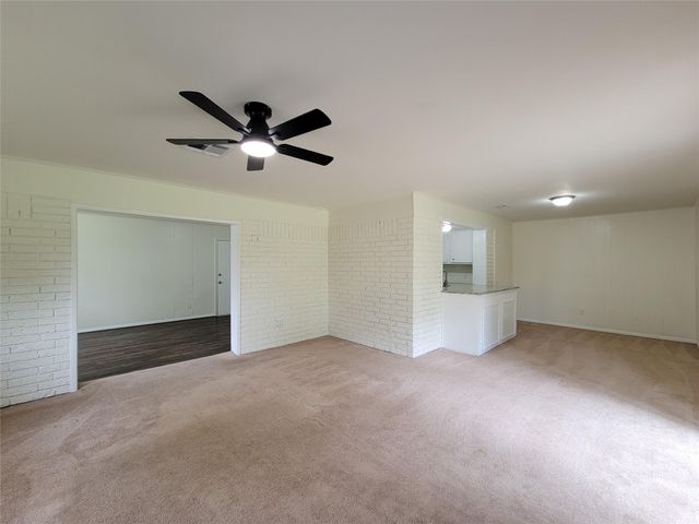 7426 Navasota Street, Houston, TX 77016