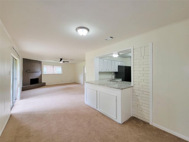 7426 Navasota Street, Houston, TX 77016