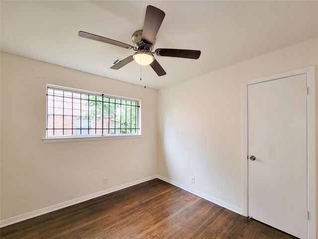 7426 Navasota Street, Houston, TX 77016