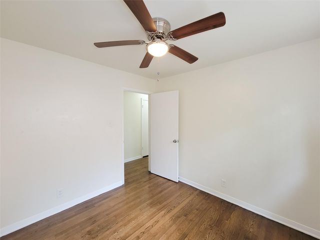 7426 Navasota Street, Houston, TX 77016