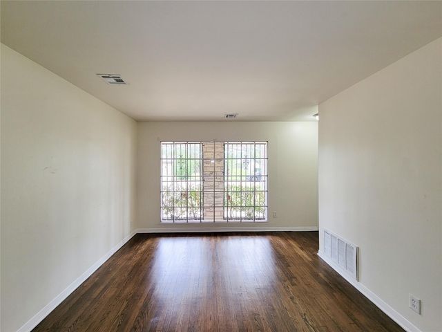 7426 Navasota Street, Houston, TX 77016