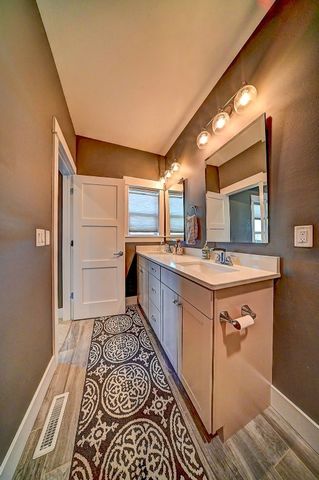 1005 Iris Avenue, Tiffin, IA 52340