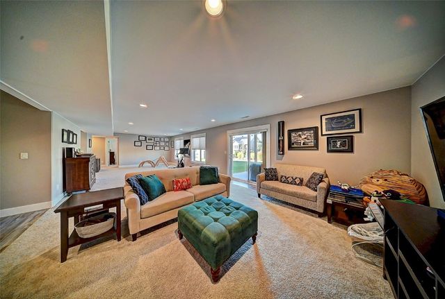 1005 Iris Avenue, Tiffin, IA 52340