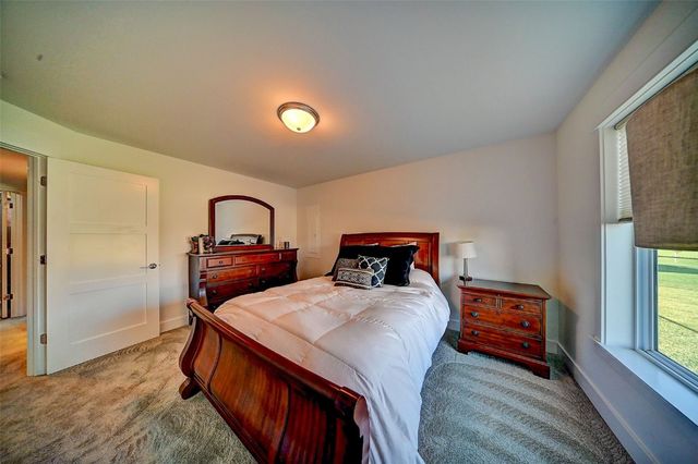 1005 Iris Avenue, Tiffin, IA 52340