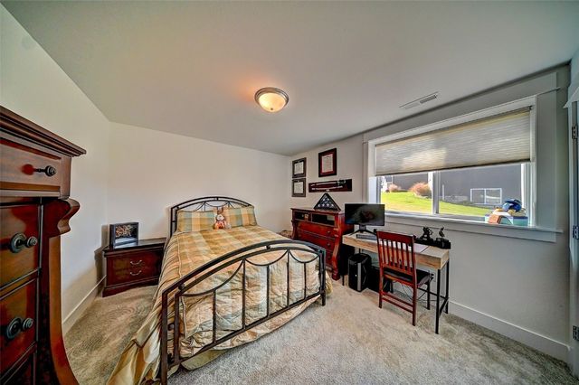 1005 Iris Avenue, Tiffin, IA 52340