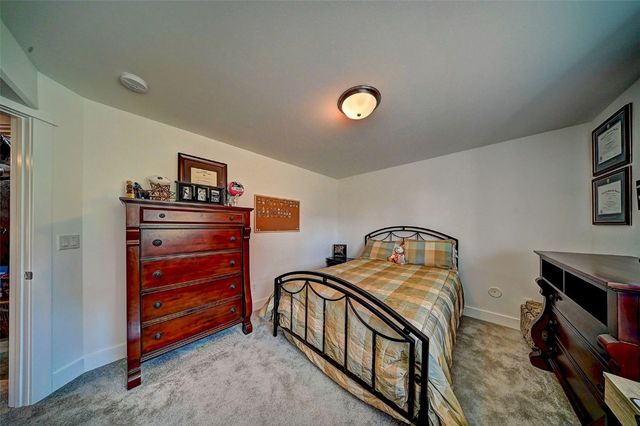 1005 Iris Avenue, Tiffin, IA 52340